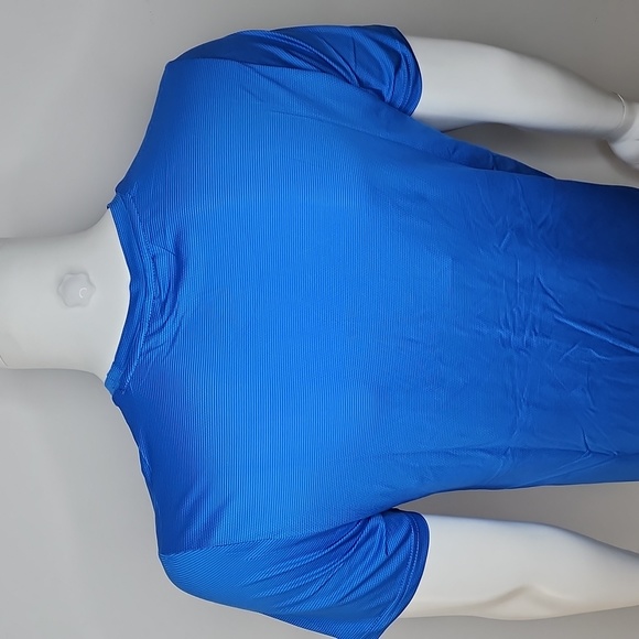 SPYDER ACTIVE MEN'S MEDIUM TSHIRT, ROYAL BLUE COLOR - Picture 4 of 9